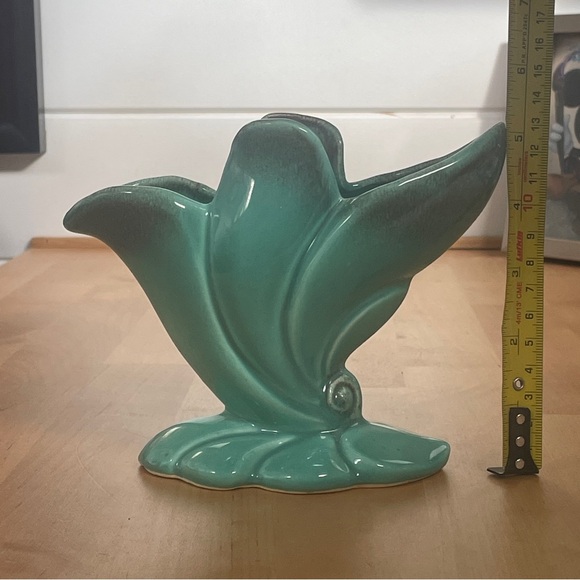 MCM, Vintage, Beauceware Pottery 488, Blue-Green Vase. Late 1950’s - Picture 2 of 4